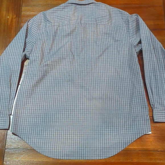 Kenneth Cole Reaction button up - Picture 3 of 4